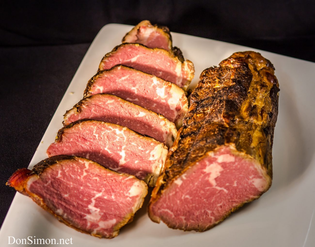 http://meatreview.com/wp-content/uploads/2016/12/cold-smoked-beef-1300x1018-1300x1018.jpg